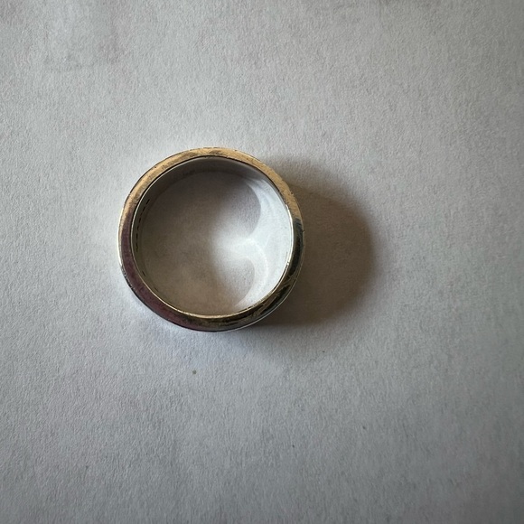 Sterling Silver and Diamond women’s band - Picture 2 of 8